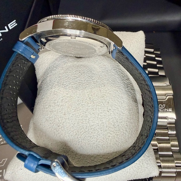 Glycine Combat Sub Date Red/Blue “Pepsi”Bezel Sport Mens Watch - Picture 4 of 7